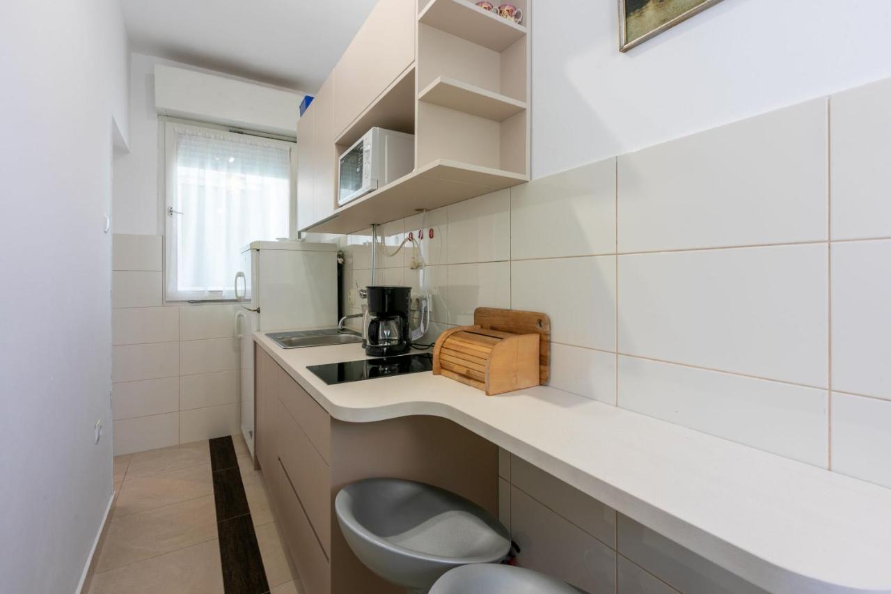 Apartment Andry 2 ซริกเวนิซา ภายนอก รูปภาพ